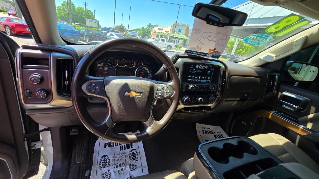 2018 Chevrolet Silverado 1500 LTZ - Photo 13