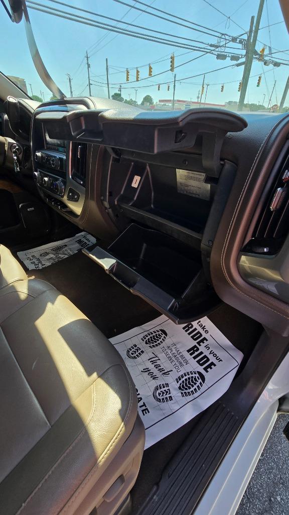 2018 Chevrolet Silverado 1500 LTZ - Photo 22