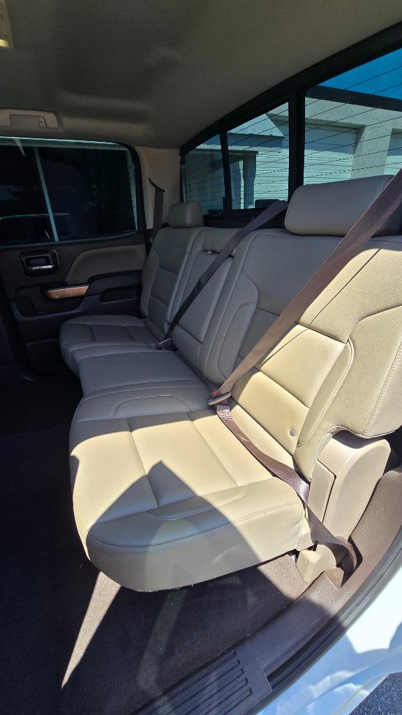 2018 Chevrolet Silverado 1500 LTZ - Photo 18