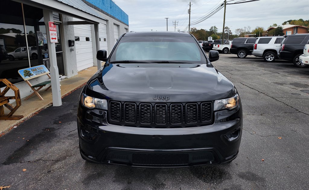 2019 Jeep Grand Cherokee Altitude photo 7