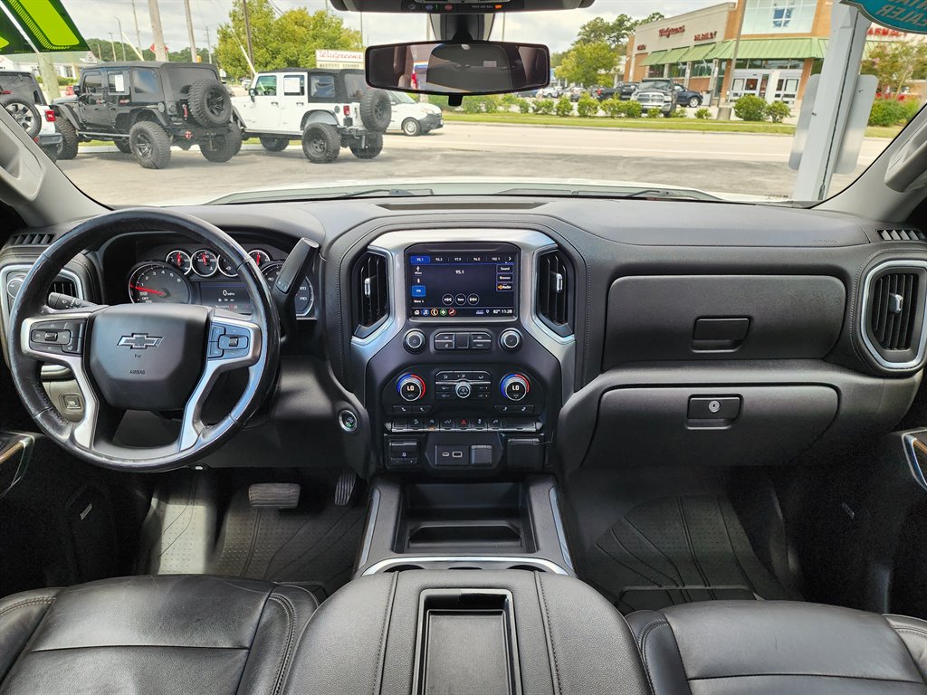 2019 Chevrolet Silverado 1500 RST photo 24