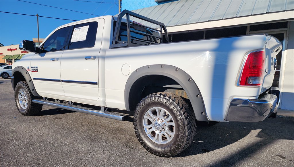 2015 RAM Ram 3500 Pickup Laramie photo 5