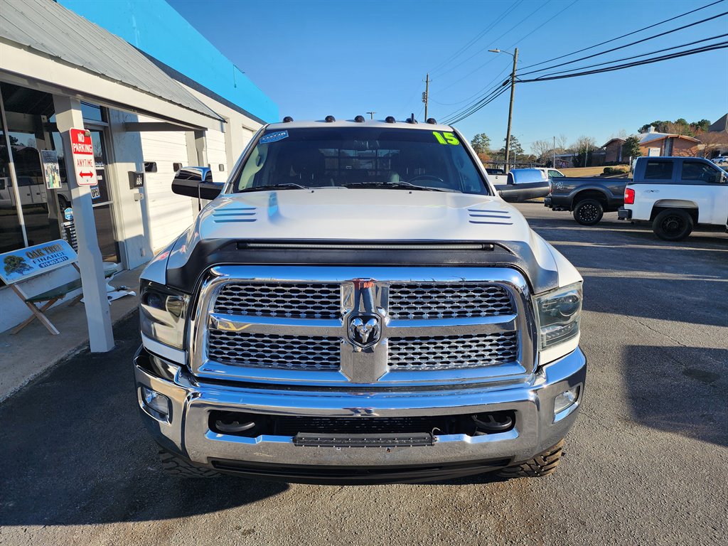 2015 RAM Ram 3500 Pickup Laramie photo 9