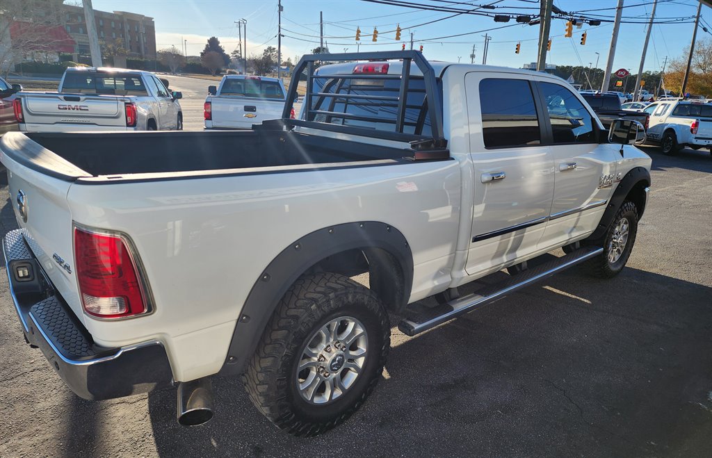 2015 RAM Ram 3500 Pickup Laramie photo 8