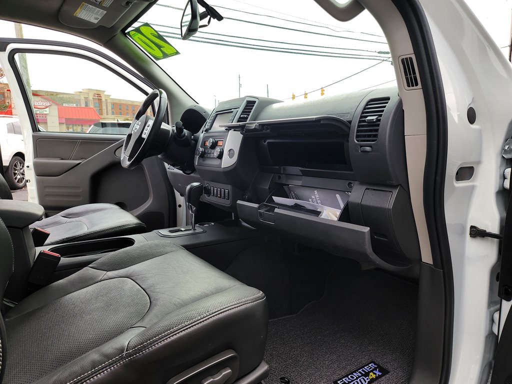 2020 Nissan Frontier PRO-4X photo 27