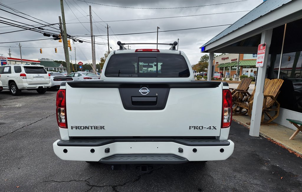 2020 Nissan Frontier PRO-4X photo 5