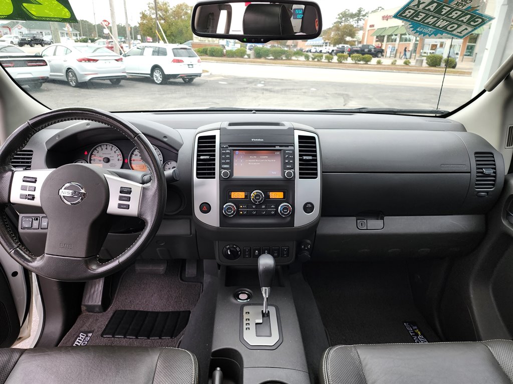 2020 Nissan Frontier PRO-4X photo 25