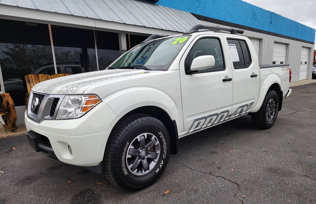 2020 Nissan Frontier PRO-4X photo 3