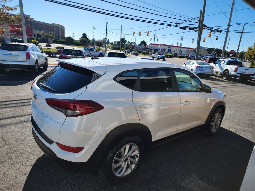 2016 Hyundai Tucson SE photo 6