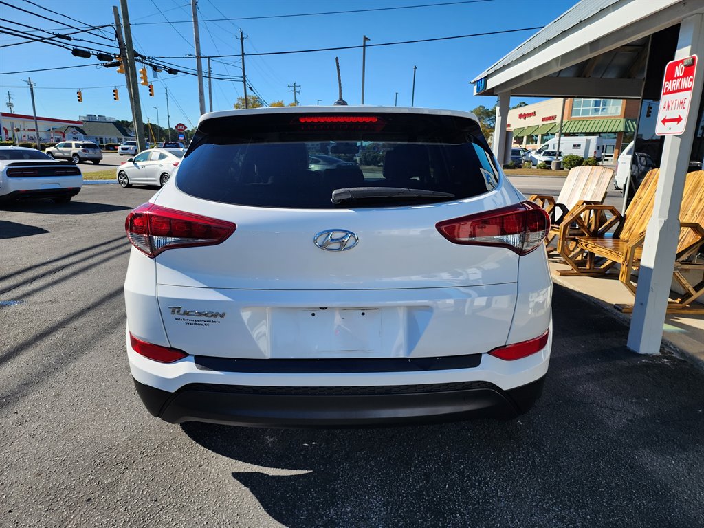 2016 Hyundai Tucson SE photo 5