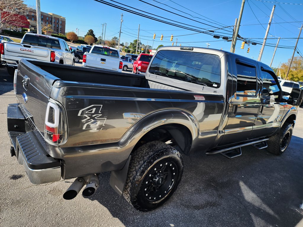 2016 Ford F-250 Super Duty XLT photo 9