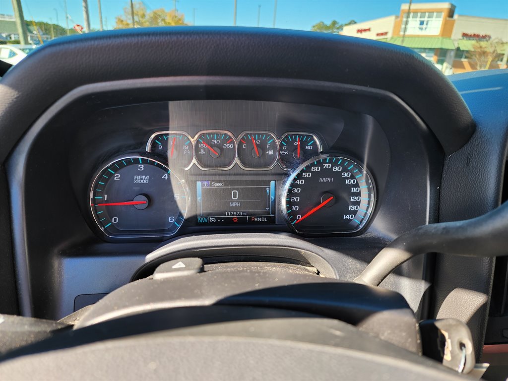 2017 Chevrolet Silverado 1500 LT photo 15