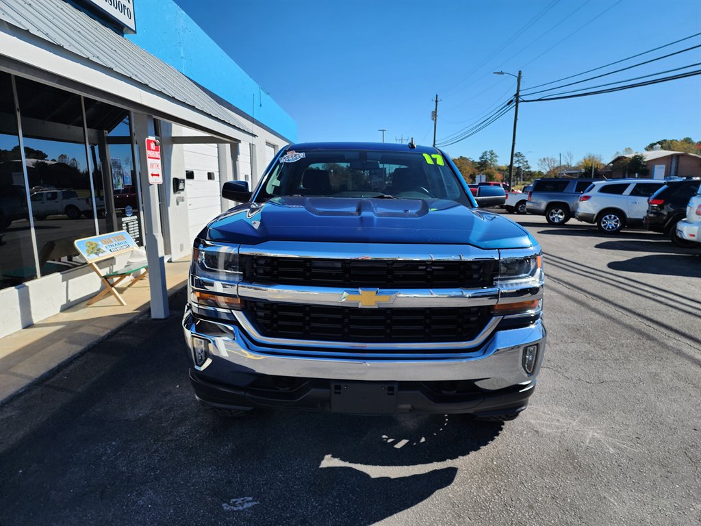 2017 Chevrolet Silverado 1500 LT photo 8