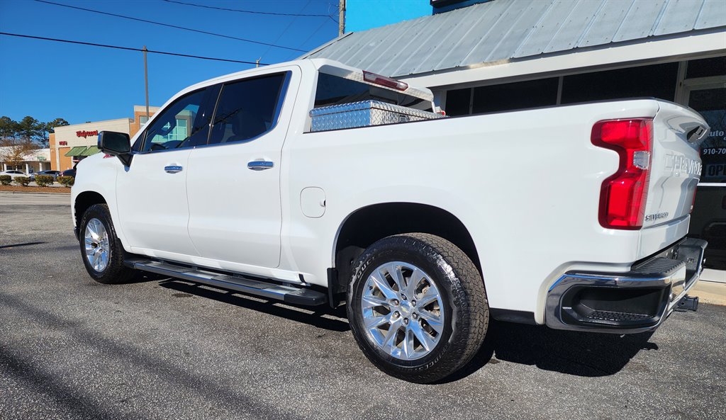 2019 Chevrolet Silverado 1500 LTZ photo 4