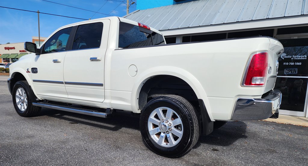 2018 RAM Ram 2500 Pickup Laramie Longhorn photo 5