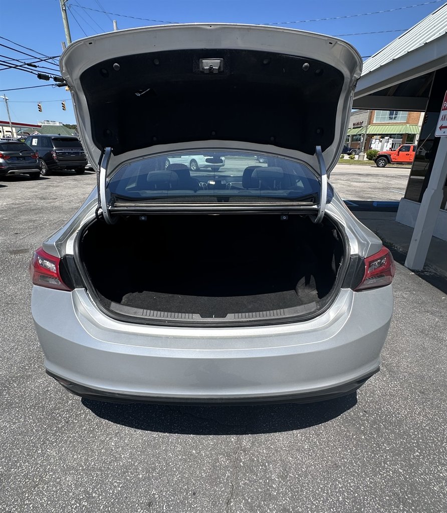 2022 Chevrolet Malibu 1LT photo 17