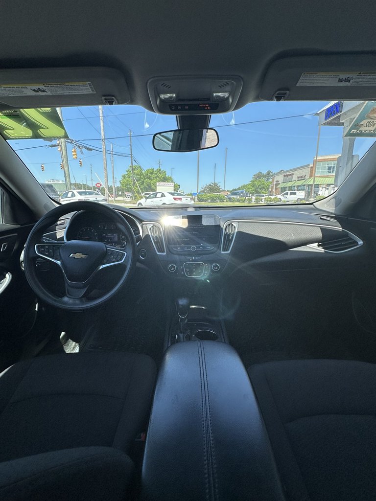2022 Chevrolet Malibu 1LT photo 11