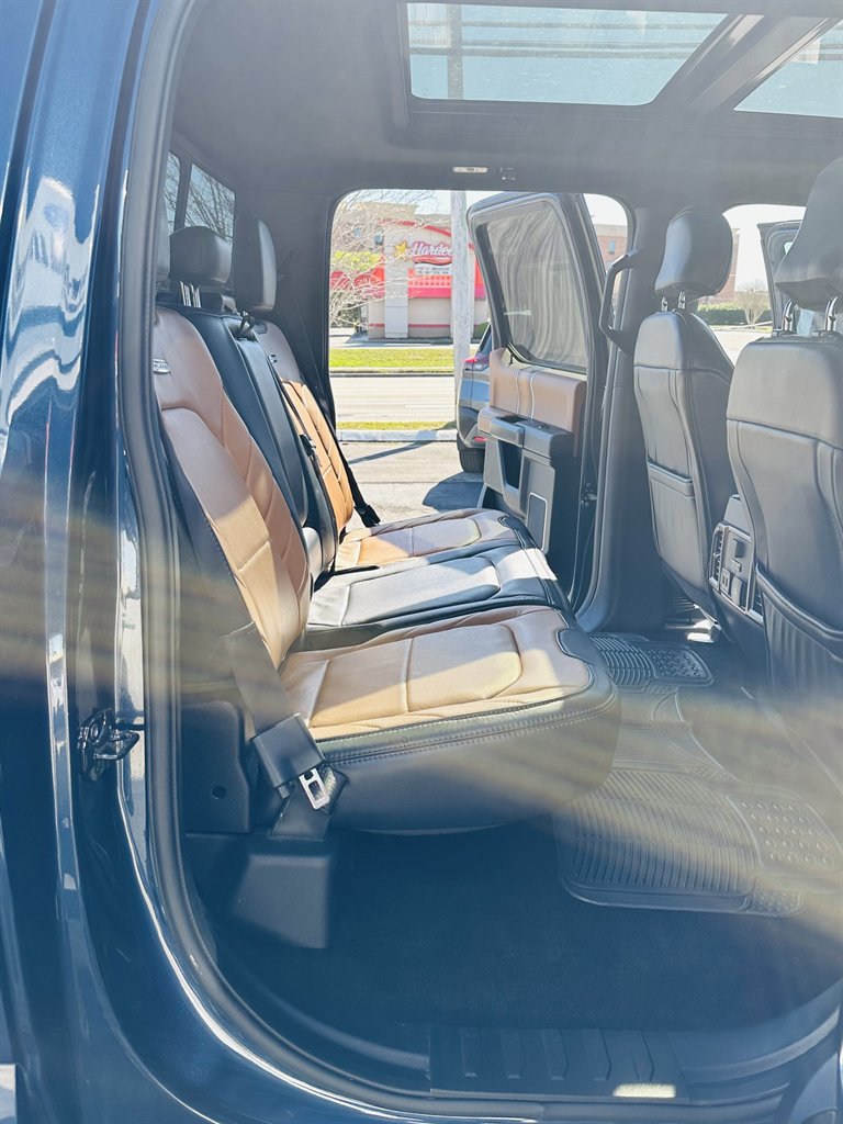 2017 Ford F-150 photo 11