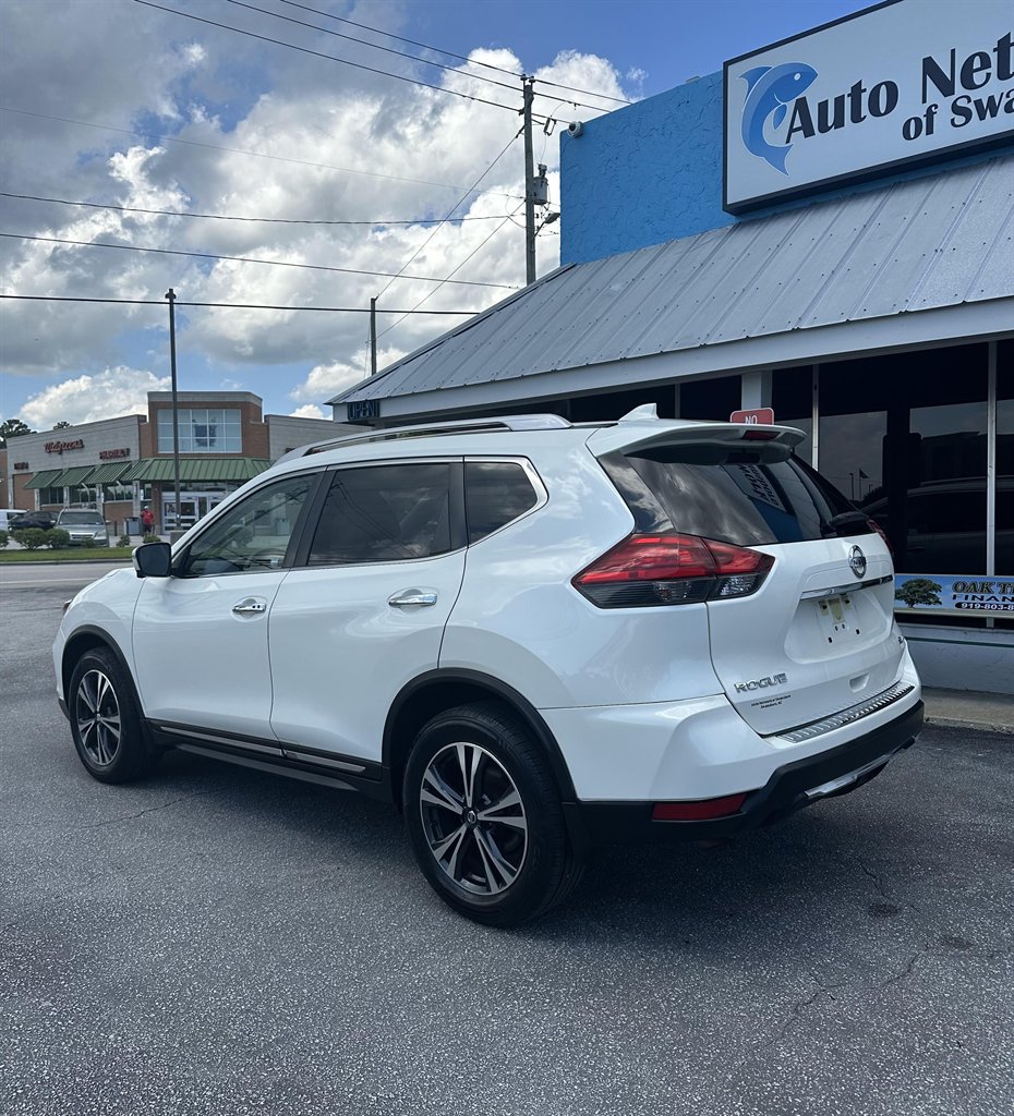 2017 Nissan Rogue SL photo 7