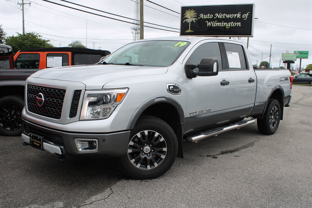 2019 Nissan Titan XD Pro-4X Diesel Crew Cab 4x4 SWB's photo