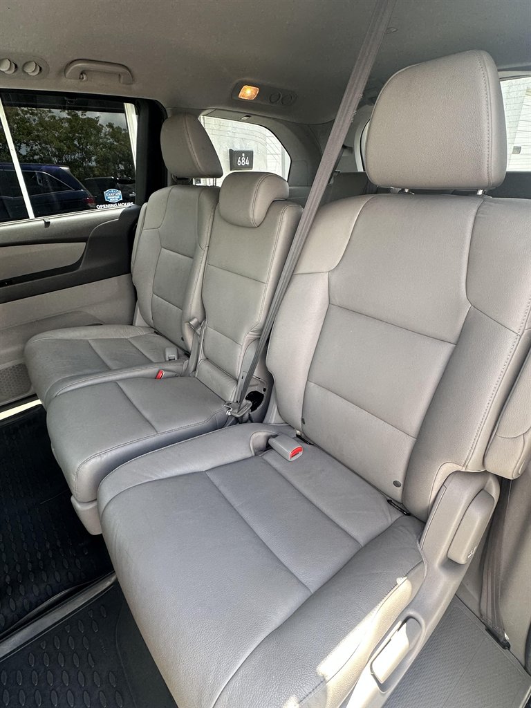 2014 Honda Odyssey EX-L photo 10
