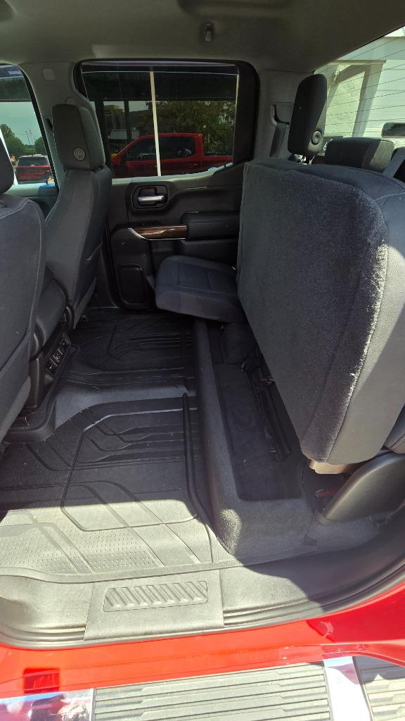2019 Chevrolet Silverado 1500 RST - Photo 12