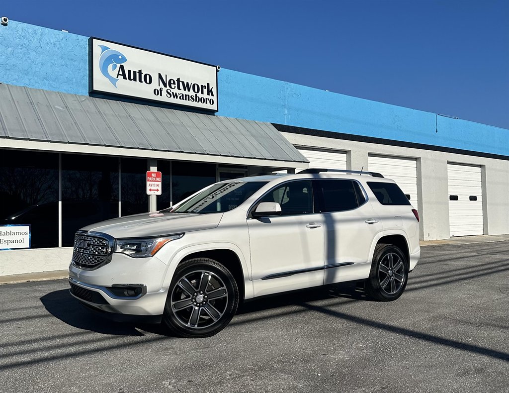 2017 GMC Acadia Denali
