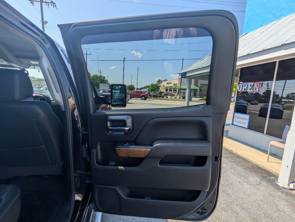 2017 Chevrolet Silverado 3500HD LTZ - Photo 44