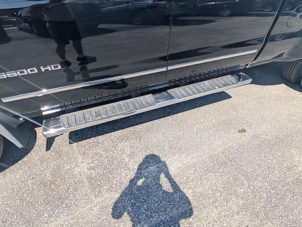 2017 Chevrolet Silverado 3500HD LTZ - Photo 20
