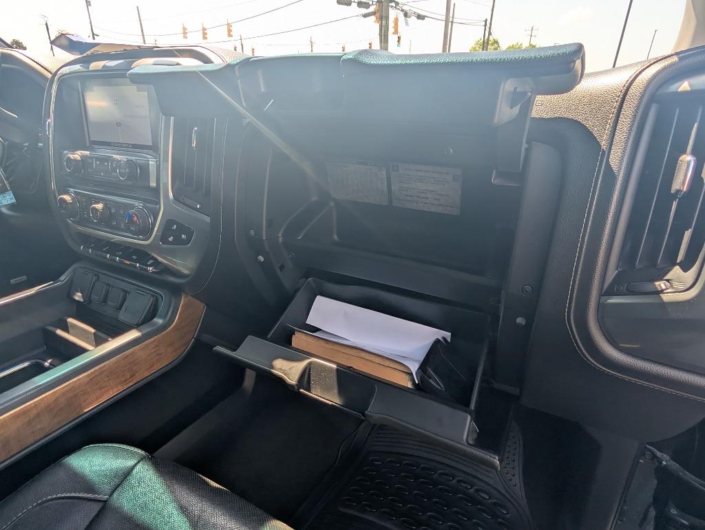 2017 Chevrolet Silverado 3500HD LTZ - Photo 27
