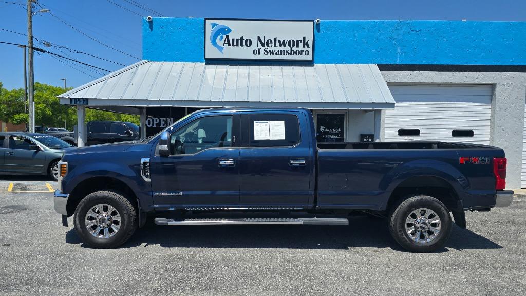 2018 Ford F-250 XLT 4x4 Crew Cab 8' Box's photo