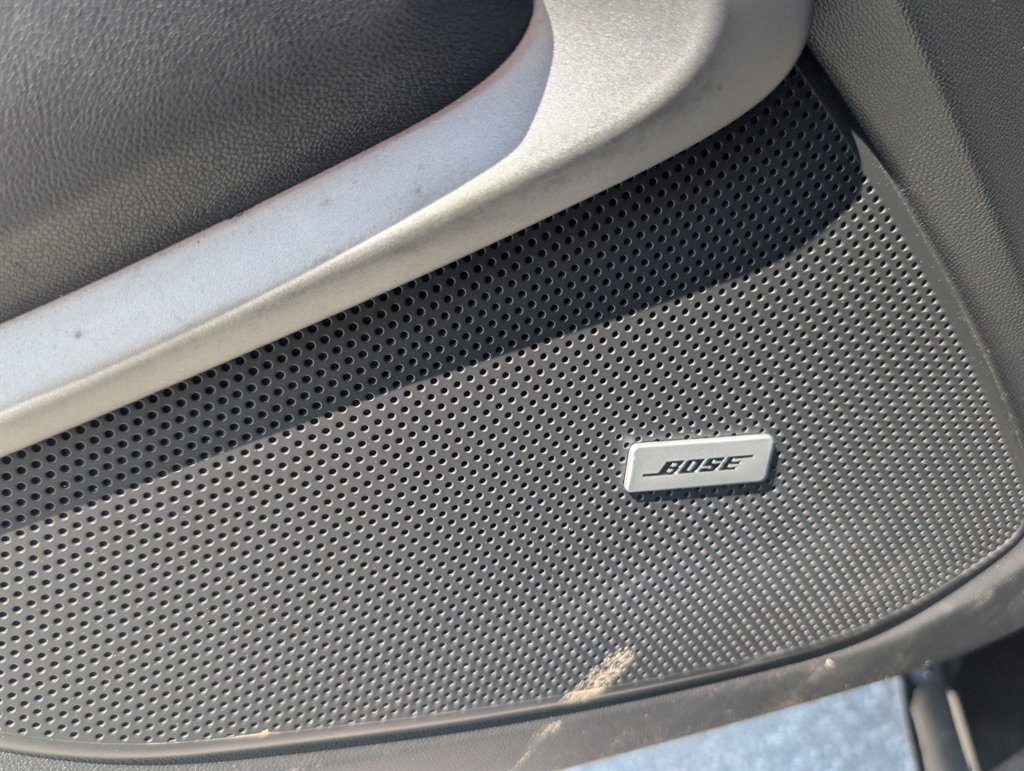 2018 Chevrolet Camaro 2LT - Photo 24