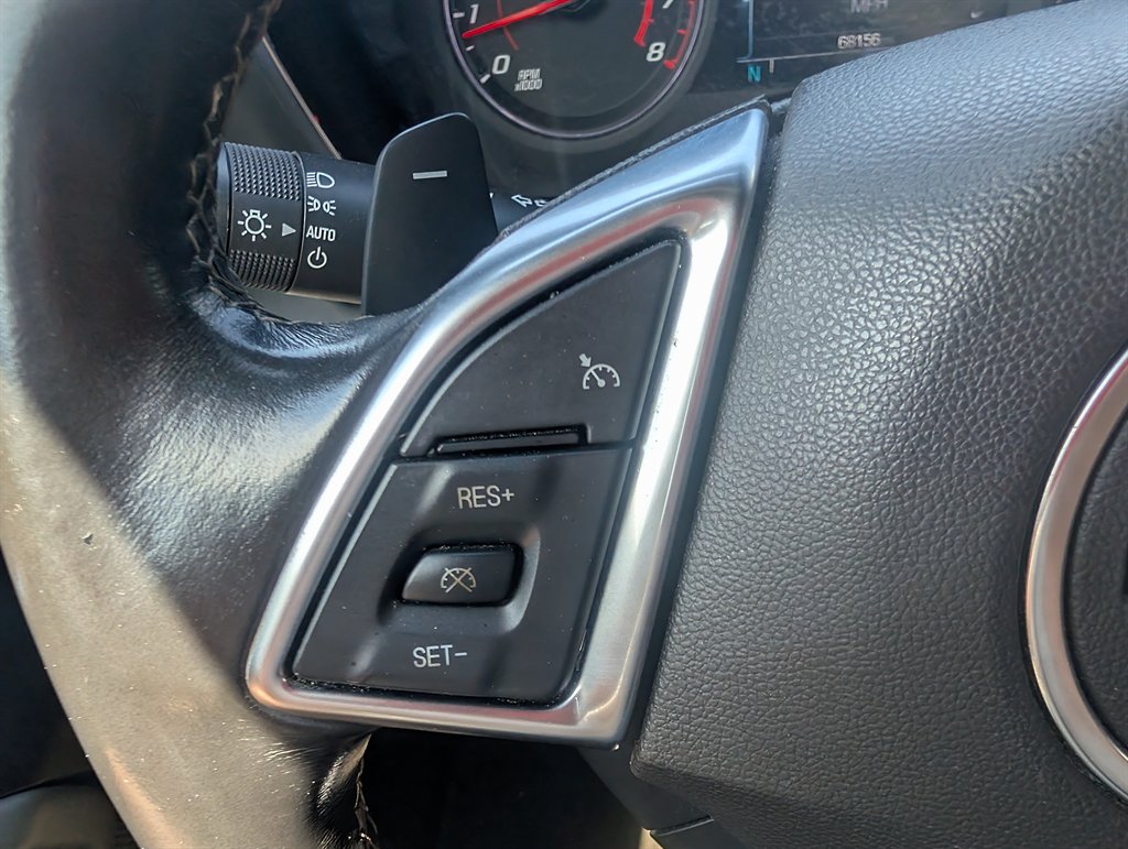 2018 Chevrolet Camaro 2LT - Photo 13