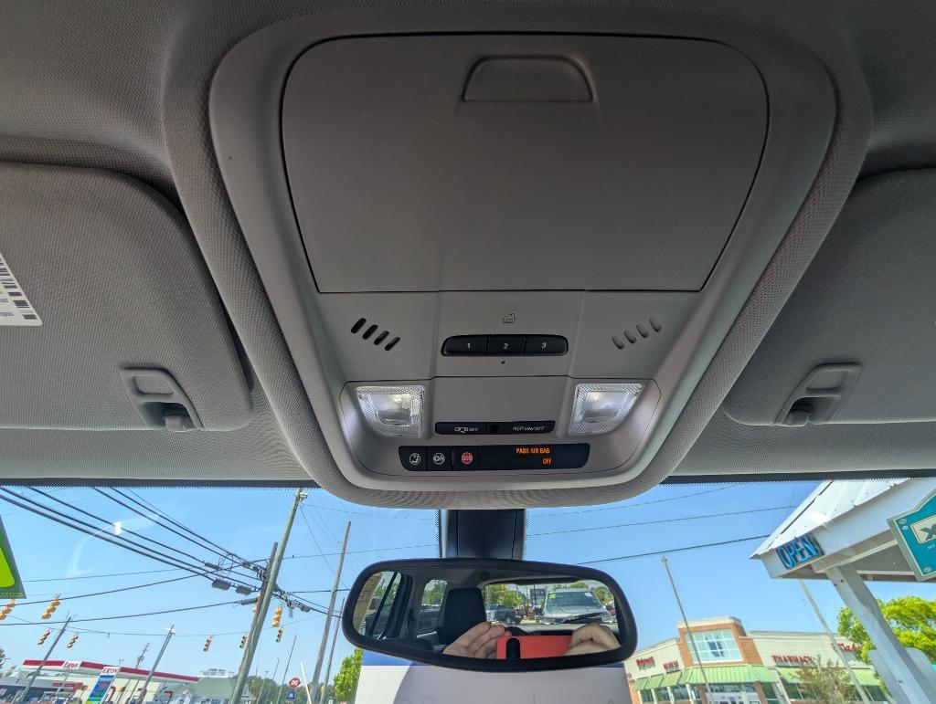2017 GMC Acadia SLT-1 - Photo 36