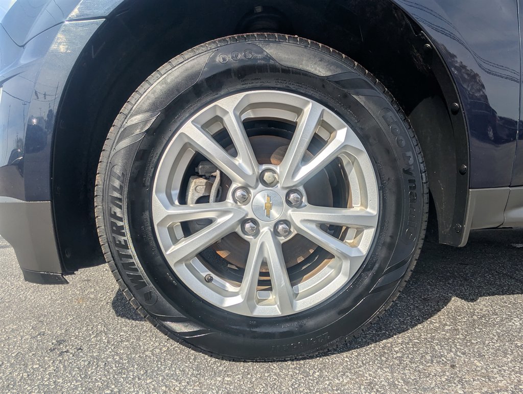 2017 Chevrolet Equinox LT - Photo 11