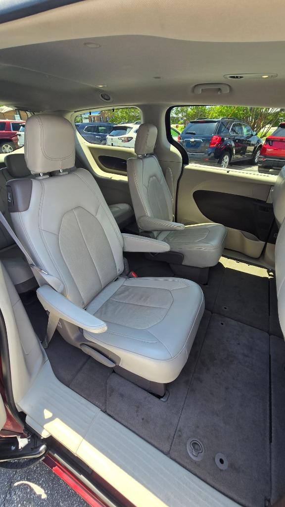 2020 Chrysler Pacifica Touring L - Photo 16