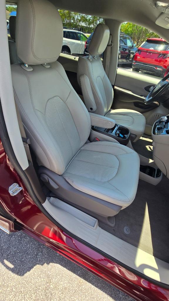 2020 Chrysler Pacifica Touring L - Photo 15