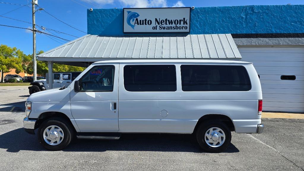 2014 Ford E-Series Econoline Wagon