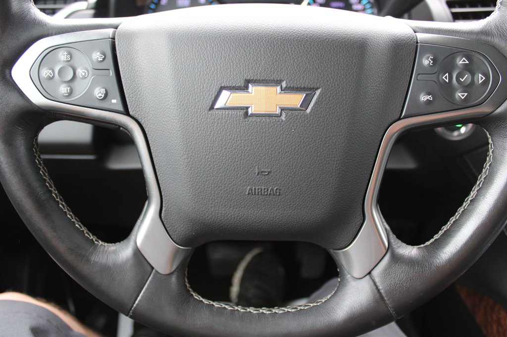 2020 Chevrolet Suburban Premier - Photo 19