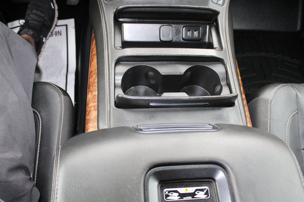 2020 Chevrolet Suburban Premier - Photo 20